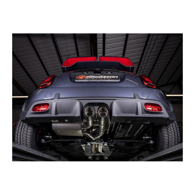 Silencieux arrière en inox avec 2 sorties Sport Line centrales  102 mm
 Ligne avec diamètre majoré 76 mm