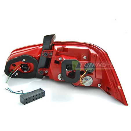 Feux arrière LED rouge blanc pour VW Passat B7 berline 10.10-10.14 Feux arrière LED rouge blanc pour VW Passat B7 berline 10.10-10.14