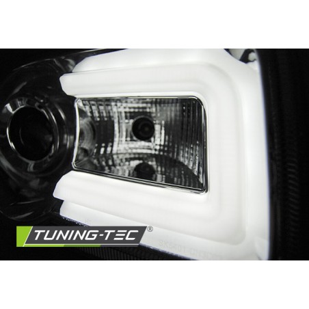 CHRYSLER 300C 05-10 TUBE LIGHT CHROME