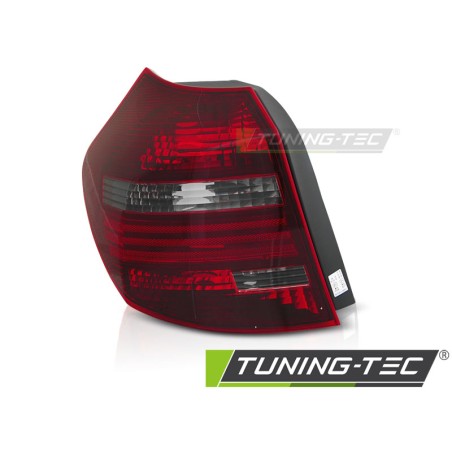 Feu arrière rouge fumé côté gauche TYC compatible BMW E87/E81 LCI 07-11 Feu arrière rouge fumé côté gauche TYC compatible BMW E87/E81 LCI 07-11