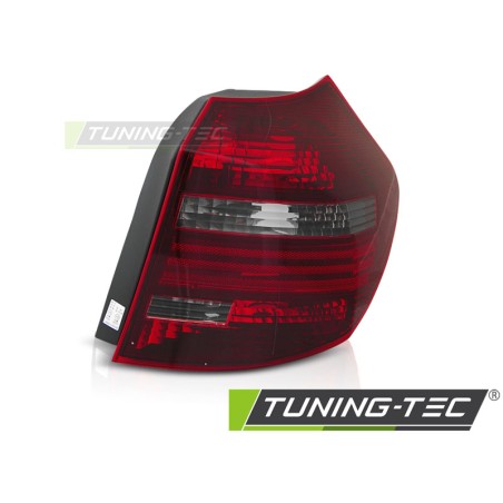 Feu arrière rouge fumé côté droit TYC compatible BMW E87/E81 LCI 07-11 Feu arrière rouge fumé côté droit TYC compatible BMW E87/E81 LCI 07-11