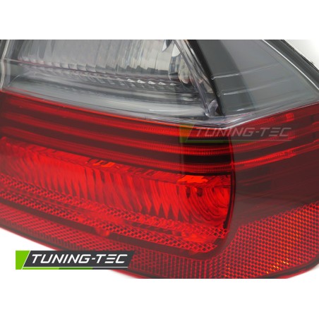 Feu arrière rouge fumé côté droit TYC compatible BMW E90 05-08 Feu arrière rouge fumé côté droit TYC compatible BMW E90 05-08