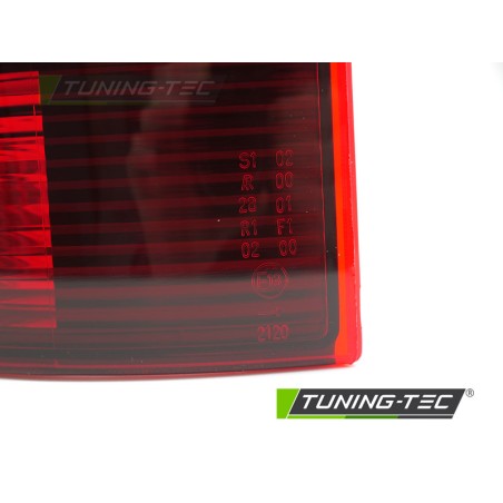 Feu arrière rouge fumé côté gauche TYC compatible VW T5 03-09 Feu arrière rouge fumé côté gauche TYC compatible VW T5 03-09