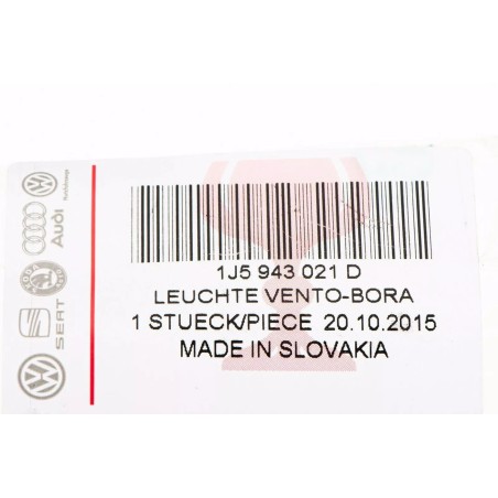 Éclairage de plaque (Golf 4 Variant, Passat Variant...) Éclairage de plaque (Golf 4 Variant, Passat Variant...)