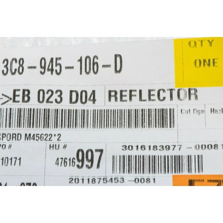 Réflecteur arrière droit VW 3C8945106D Réflecteur arrière droit VW 3C8945106D