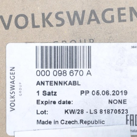 Adaptateur de fil d'antenne Audi Volkswagen Passat 2016-2017 000-098-670-A Adaptateur de fil d'antenne Audi Volkswagen Passat 2016-2017 000-098-670-A
