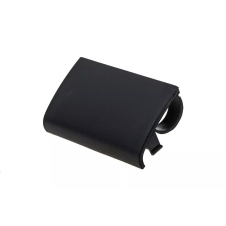 Trappe avant côté conducteur gauche pour prise de cric OEM VW Volkswagen Passat 1998-2005 Trappe avant côté conducteur gauche pour prise de cric OEM VW Volkswagen Passat 1998-2005