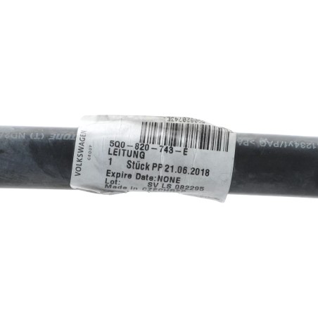 Nouveau tuyau d'aspiration de réfrigérant A/C OEM Volkswagen GTI Golf 2015-2022 5Q0-820-743-E Nouveau tuyau d'aspiration de réfrigérant A/C OEM Volkswagen GTI Golf 2015-2022 5Q0-820-743-E