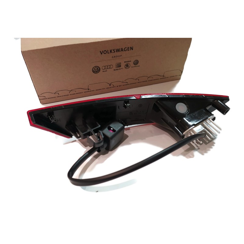 Feu antibrouillard arrière gauche LED VW Skoda avec réflecteur Feu antibrouillard arrière gauche LED VW Skoda avec réflecteur