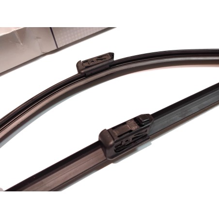 Balais d'essuie-glace avant Aero VW Touran 5T Aerotwin 5TB998002 Balais d'essuie-glace avant Aero VW Touran 5T Aerotwin 5TB998002