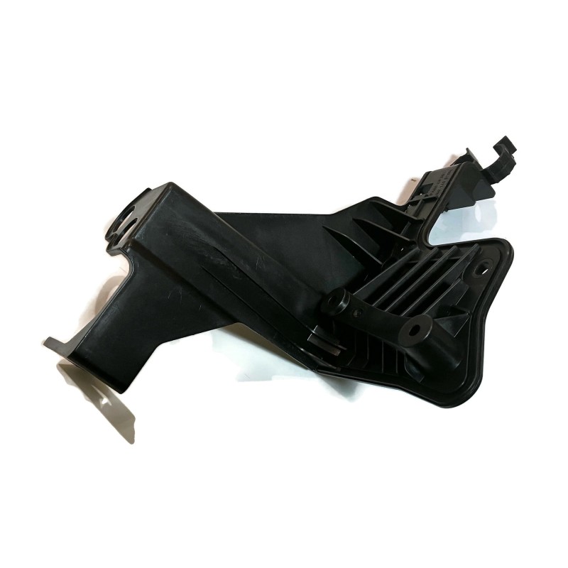 Support de fixation de pompe à liquide de refroidissement 2.0 TDI Audi A6 C8 A7 2019- Support de fixation de pompe à liquide de refroidissement 2.0 TDI Audi A6 C8 A7 2019-
