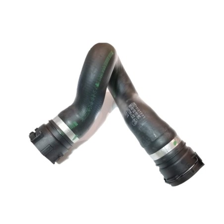 Durite supérieure de radiateur gauche 3.0 essence TFSI Audi A6 A7 2015-2018 Durite supérieure de radiateur gauche 3.0 essence TFSI Audi A6 A7 2015-2018