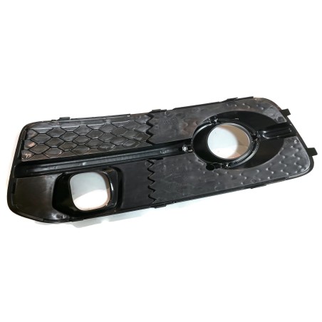 Grille de pare-chocs avant droit avec trou pour radar Audi Q5 S-line 2009-2012 Grille de pare-chocs avant droit avec trou pour radar Audi Q5 S-line 2009-2012