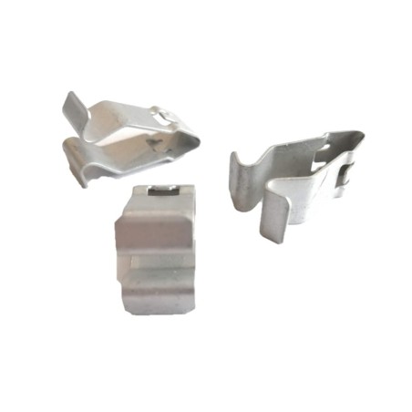 Clip supérieur de dossier Audi A4 B6 Clip supérieur de dossier Audi A4 B6