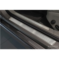 Seuils de portes inoxydable sur mesure pour Volvo V90 & V90 Cross Country 2016- - 'Engraved Lines' - 4-pièces