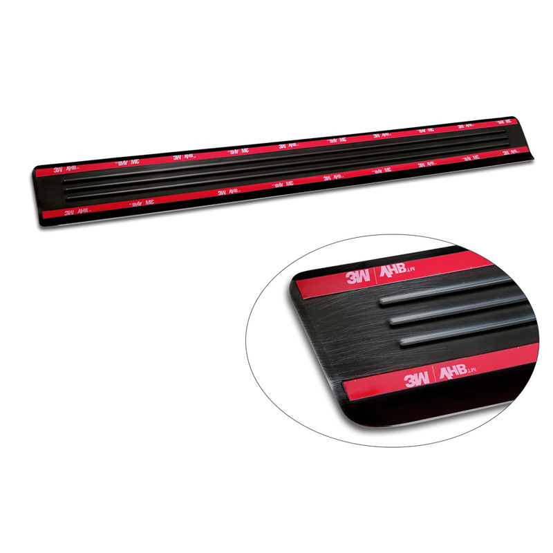 Seuils de portes inoxydable noir sur mesure pour Ford Mustang Mach-E 2020- 'Lines' - 4-pièces