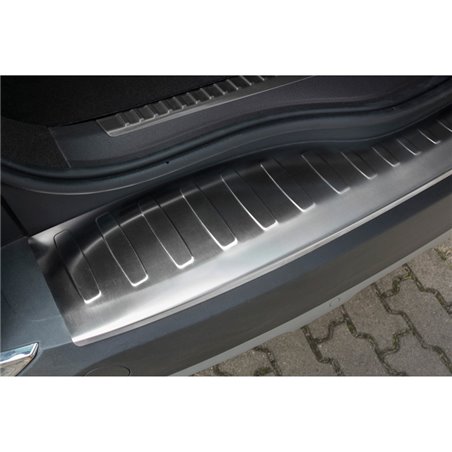 Protection de seuil arrière inox sur mesure pour Renault Espace 2015-2023 excl. Initiale Paris 2020-2023 'Ribs'