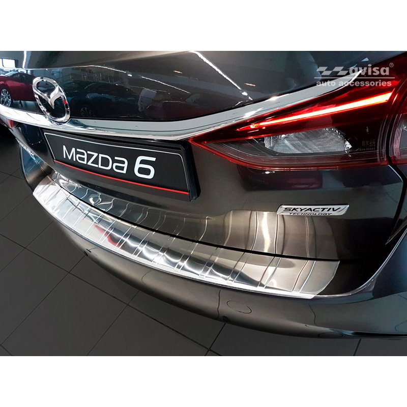 Protection de seuil arrière inox sur mesure pour Mazda 6 III GJ combi 2012- 'Ribs' (Version lonque)