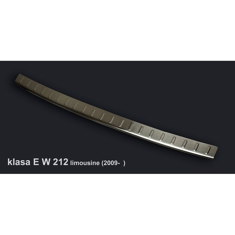 Protection de seuil arrière inox sur mesure pour Mercedes Classe-E W212 Sedan 2009-2013 incl. AMG 'Ribs'