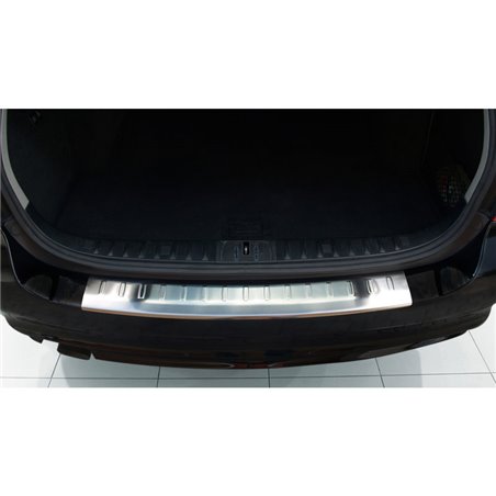 Protection de seuil arrière inox sur mesure pour BMW Série 3 E91 2008-2012 'Ribs' Protection de seuil arrière inox sur mesure pour BMW Série 3 E91 2008-2012 'Ribs'