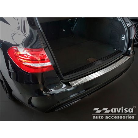 Protection de seuil arrière inox sur mesure pour Mercedes Classe-C W205 Kombi 2014-2021 'Ribs' Protection de seuil arrière inox sur mesure pour Mercedes Classe-C W205 Kombi 2014-2021 'Ribs'