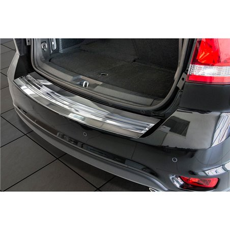 Protection de seuil arrière inox sur mesure pour Fiat Freemont 2011- & Dodge Journey 2012- Protection de seuil arrière inox sur mesure pour Fiat Freemont 2011- & Dodge Journey 2012-