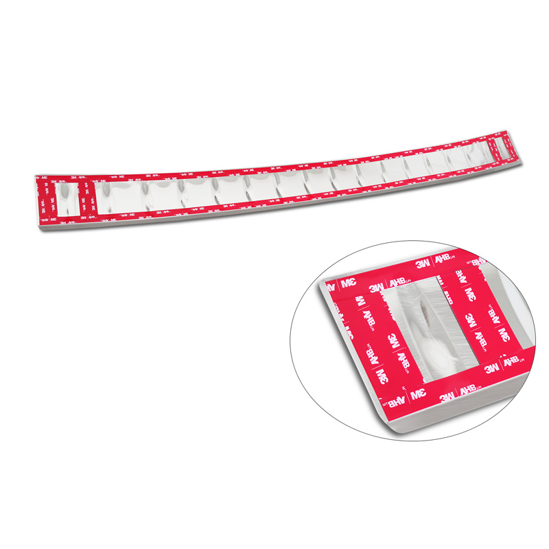 Protection de seuil arrière inox sur mesure pour BMW Série 7 (G70) 2023- avec Pacquet-M 'Ribs'