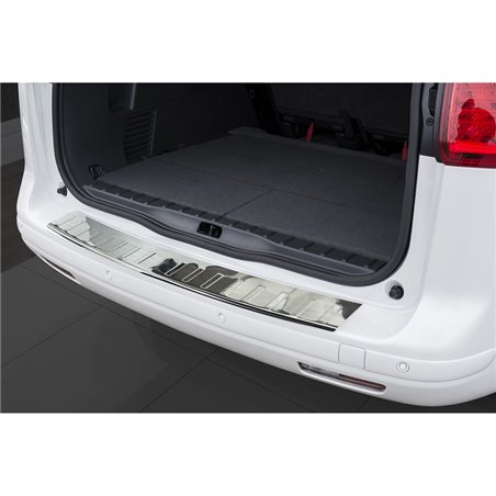 Protection de seuil arrière inox sur mesure pour Peugeot 5008 2009-2016 'Ribs' Protection de seuil arrière inox sur mesure pour Peugeot 5008 2009-2016 'Ribs'