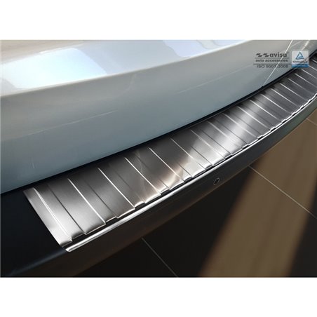 Protection de seuil arrière inox sur mesure pour Citroën Jumpy & Peugeot Expert 2016- 'Ribs' (pare-chocs sans peinture) Protection de seuil arrière inox sur mesure pour Citroën Jumpy & Peugeot Expert 2016- 'Ribs' (pare-chocs sans peinture)