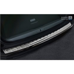 Protection de seuil arrière inox sur mesure pour Peugeot 3008 II 2016- 'Ribs'