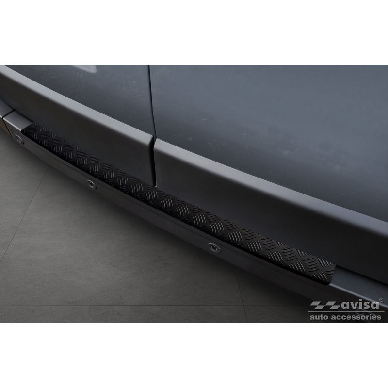 Protection de seuil arrière en aluminium noir mat sur mesure pour Opel Movano / Renault Master II 2010-2018 & 2018-2021 'Riffled