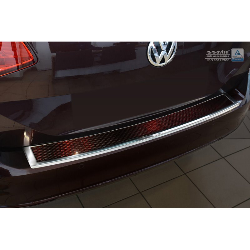 Protection de seuil arrière inox 'Deluxe' sur mesure pour Volkswagen Passat 3G Variant 2014-2023 Chromé/Carboné noir-rouge