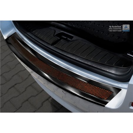 Protection de seuil arrière inox 'Deluxe' sur mesure pour BMW Série 5 F11 Touring 2010-2016 Noir/Carboné noir-rouge Protection de seuil arrière inox 'Deluxe' sur mesure pour BMW Série 5 F11 Touring 2010-2016 Noir/Carboné noir-rouge
