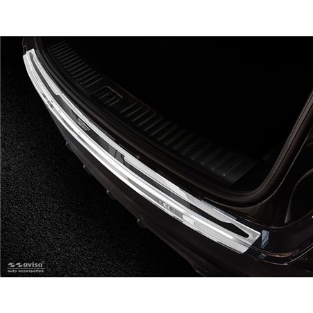 Protection de seuil arrière inox 'Deluxe' sur mesure pour Porsche Cayenne III 2017- 'Performance' Argent/Carbone Noir Protection de seuil arrière inox 'Deluxe' sur mesure pour Porsche Cayenne III 2017- 'Performance' Argent/Carbone Noir
