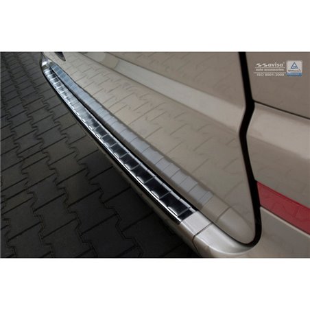 Protection de seuil arrière inox noir sur mesure pour Mercedes Vito / Viano 2003-2014 'Ribs' Protection de seuil arrière inox noir sur mesure pour Mercedes Vito / Viano 2003-2014 'Ribs'