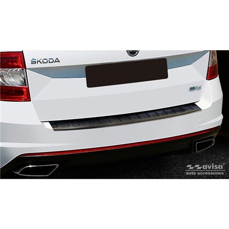 Protection de seuil arrière inox noir sur mesure pour Skoda Octavia III Kombi RS 2013-2016 & FL 2017-2020 'Ribs' Protection de seuil arrière inox noir sur mesure pour Skoda Octavia III Kombi RS 2013-2016 & FL 2017-2020 'Ribs'