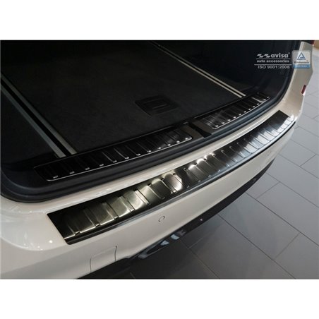 Protection de seuil arrière inox noir sur mesure pour BMW X3 F25 Facelift 2014-2017 'Ribs' Protection de seuil arrière inox noir sur mesure pour BMW X3 F25 Facelift 2014-2017 'Ribs'