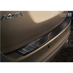 Protection de seuil arrière inox noir sur mesure pour Ford Kuga 2008-2012 'Ribs'