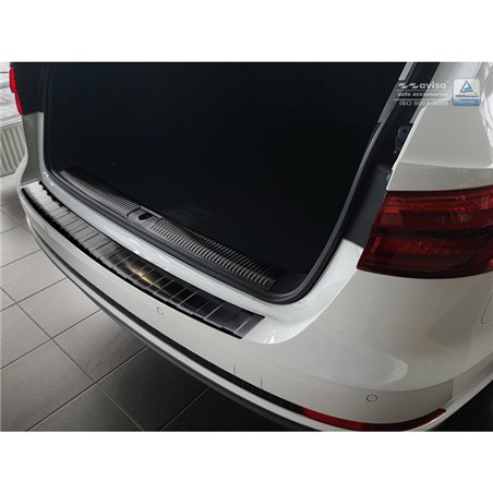 Protection de seuil arrière inox noir sur mesure pour Audi A4 B9 Avant 2015-2019 & Facelift 2019- 'Ribs' (incl. S-Line & S4 Avan Protection de seuil arrière inox noir sur mesure pour Audi A4 B9 Avant 2015-2019 & Facelift 2019- 'Ribs' (incl. S-Line & S4 Avan