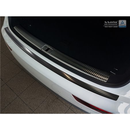 Protection de seuil arrière inox noir sur mesure pour Audi Q5 2017-2020 & FL 2020- 'Ribs' Protection de seuil arrière inox noir sur mesure pour Audi Q5 2017-2020 & FL 2020- 'Ribs'