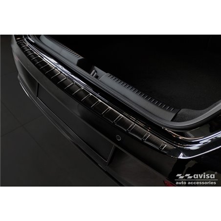 Protection de seuil arrière inox noir sur mesure pour Mercedes CLA II (X118) Shooting Brake 2019- 'Ribs' Protection de seuil arrière inox noir sur mesure pour Mercedes CLA II (X118) Shooting Brake 2019- 'Ribs'