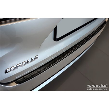 Protection de seuil arrière inox noir sur mesure pour Toyota Corolla XII Combi 2019- (incl. GR Sport) & Suzuki Swace Combi 2020- Protection de seuil arrière inox noir sur mesure pour Toyota Corolla XII Combi 2019- (incl. GR Sport) & Suzuki Swace Combi 2020-