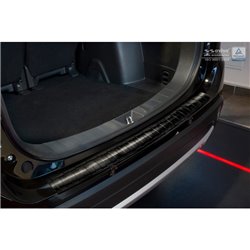 Protection de seuil arrière inox noir sur mesure pour Mitsubishi Outlander III Facelift 2015- 'Ribs'