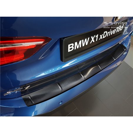 Protection de seuil arrière inox noir sur mesure pour BMW X1 II F48 Paquet M 2015-2022 'Ribs' Protection de seuil arrière inox noir sur mesure pour BMW X1 II F48 Paquet M 2015-2022 'Ribs'