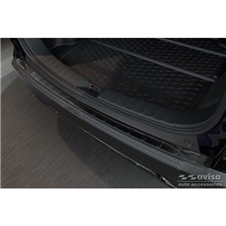 Protection de seuil arrière inox noir sur mesure pour Toyota Corolla Cross 2022- 'Ribs'