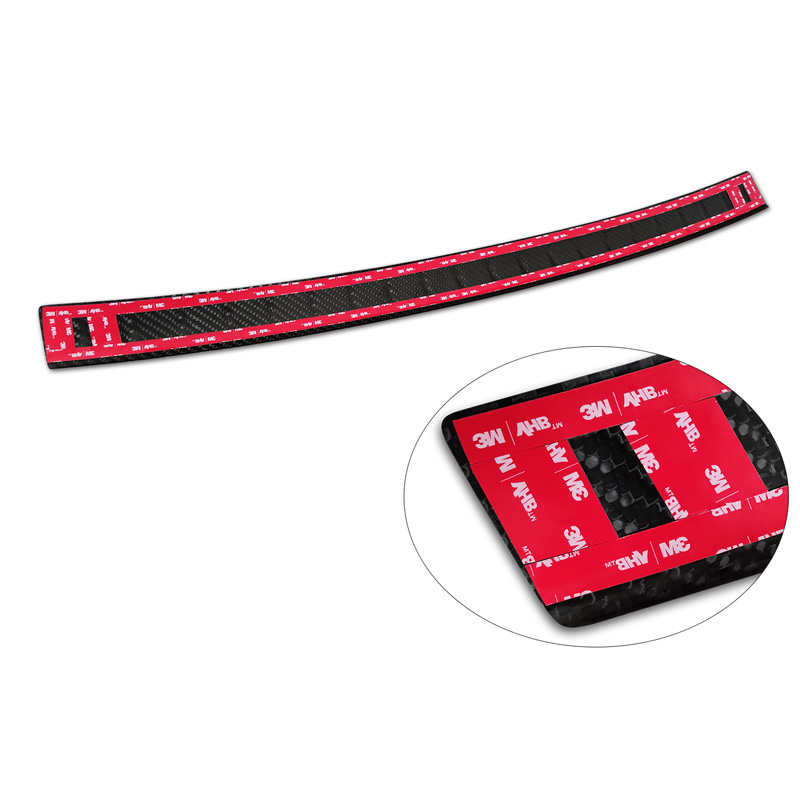 Protection de seuil arrière carboné 3D sur mesure pour Mercedes GLC II (X254) 2022- 'Ribs