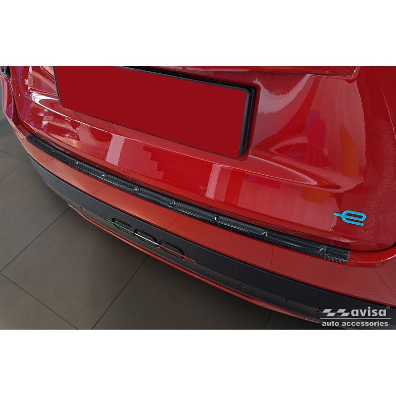 Protection de seuil arrière carboné 3D sur mesure pour Fiat 600 Hybrid & 600e 2023- 'Ribs'