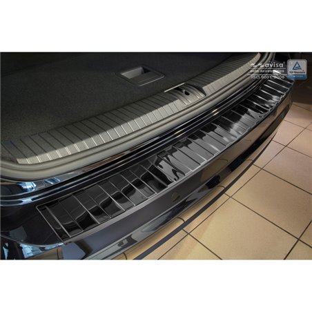 Protection de seuil arrière inox Noir-Chromé sur mesure pour Volkswagen Touran III 2015- incl. R-Line 'Ribs' Protection de seuil arrière inox Noir-Chromé sur mesure pour Volkswagen Touran III 2015- incl. R-Line 'Ribs'