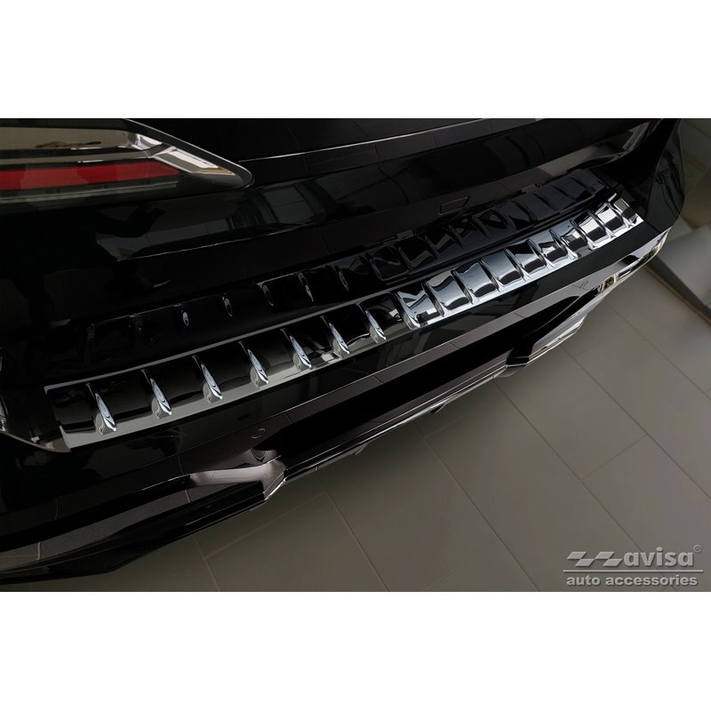 Protection de seuil arrière inox Noir-Chromé sur mesure pour BMW Série 7 (G70) 2023- avec Pacquet-M 'Ribs'