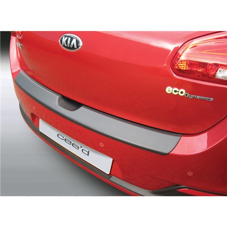 Protection de seuil arrière (ABS) sur mesure pour Kia Cee'd 5 portes 2012-2015 Noir Protection de seuil arrière (ABS) sur mesure pour Kia Cee'd 5 portes 2012-2015 Noir